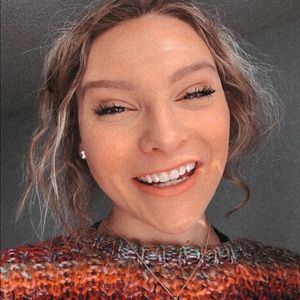 Meet your Posher, Madeleine